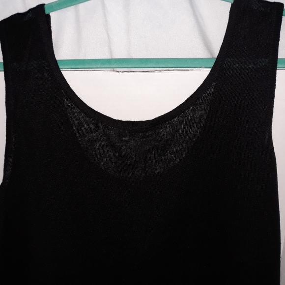 Lisa Todd Tank 100% Linen Scoop Neck 1X  Black Comfy Asymmetrical Hem NEW - Picture 7 of 15